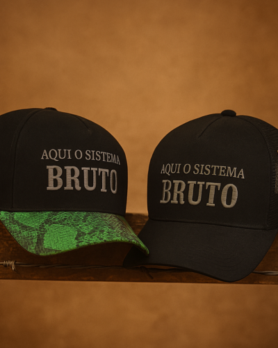 Boné trucker -Sistema é bruto Boné trucker -Sistema é bruto verde musgo couro de cobra.